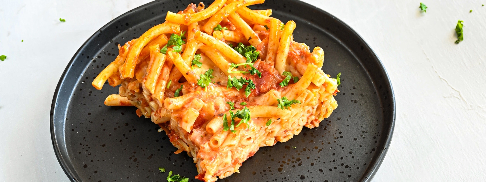 Rajčatové těstoviny se sýrem z Pečenky